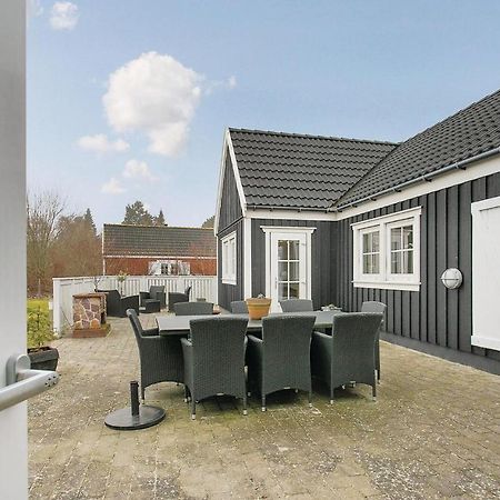 Three-Bedroom Holiday Home In Vejby Extérieur photo